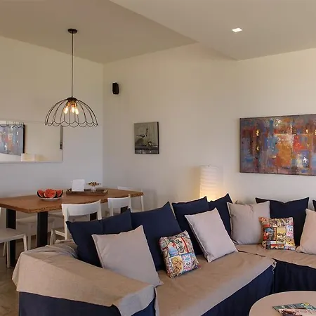 Lidia Beach Suites 科基诺斯皮格斯